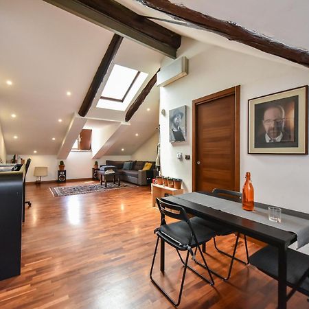 Modern Apartment Piazza Statuto Porta Susa Fs Турин Экстерьер фото