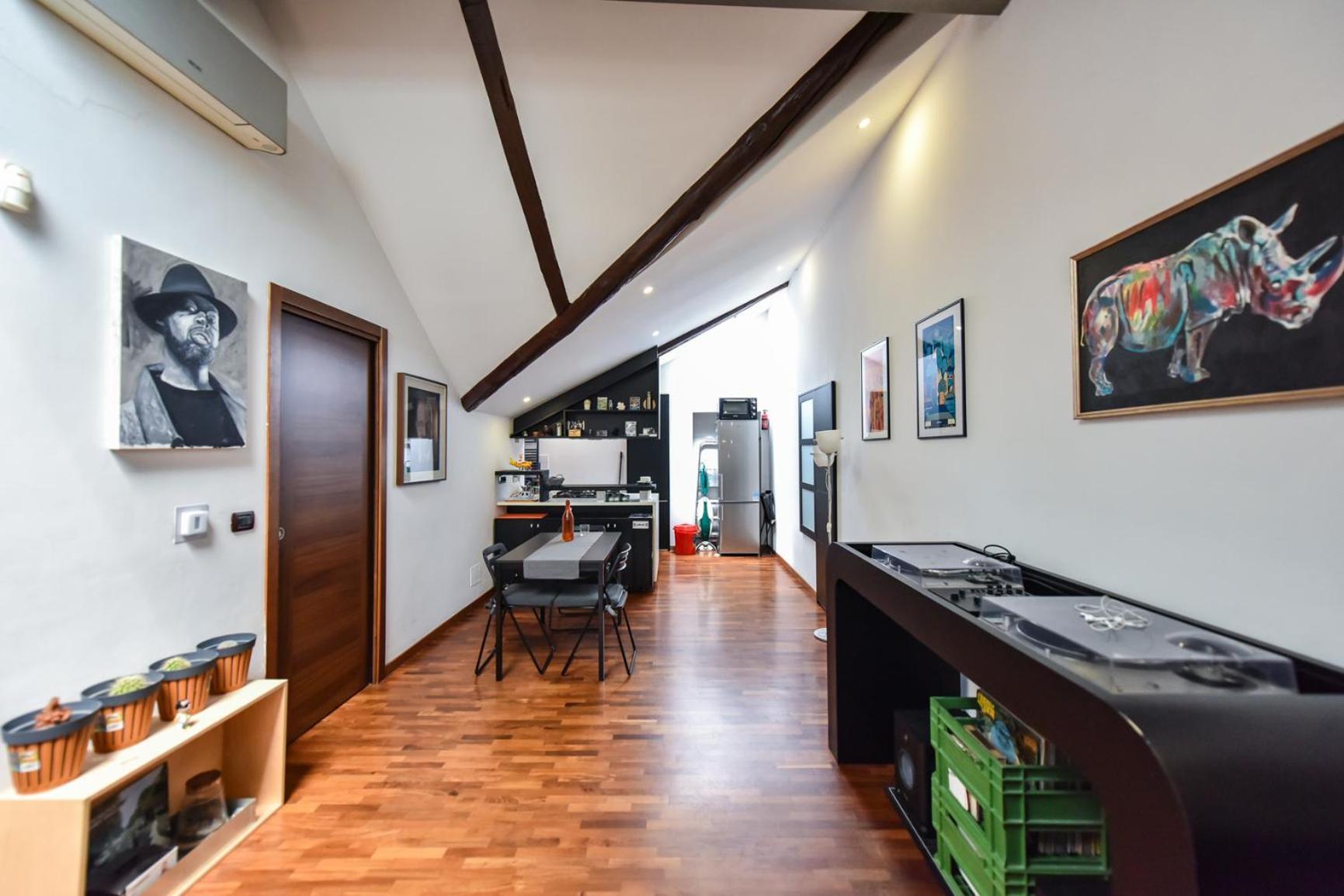 Modern Apartment Piazza Statuto Porta Susa Fs Турин Экстерьер фото