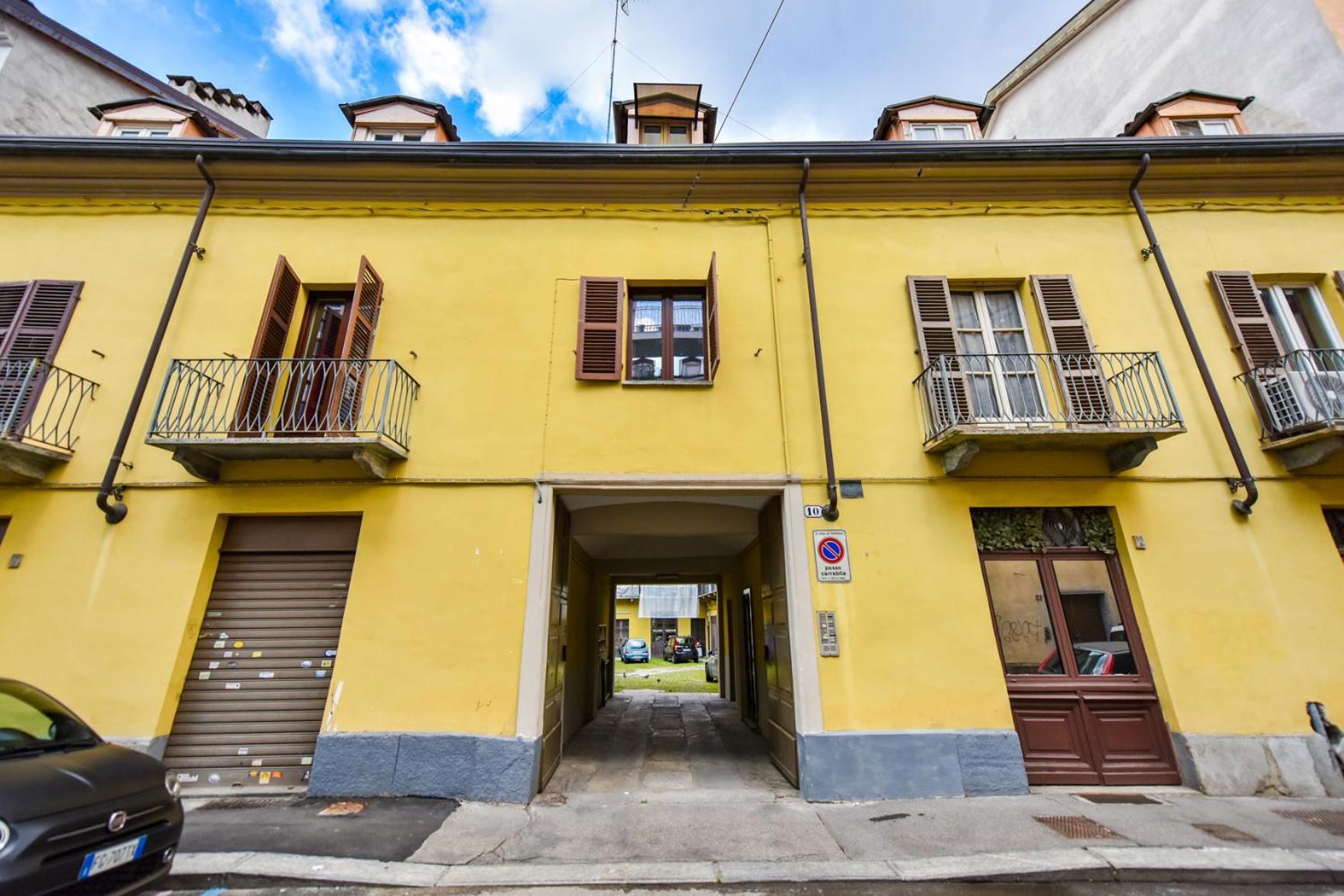 Modern Apartment Piazza Statuto Porta Susa Fs Турин Экстерьер фото