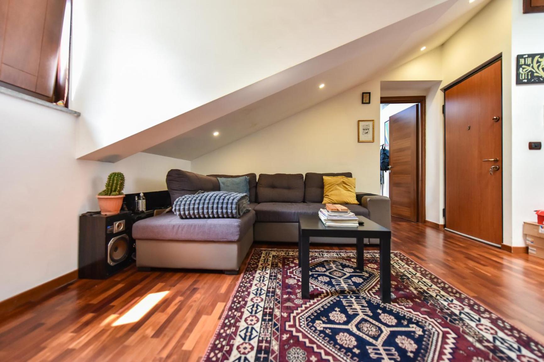 Modern Apartment Piazza Statuto Porta Susa Fs Турин Экстерьер фото